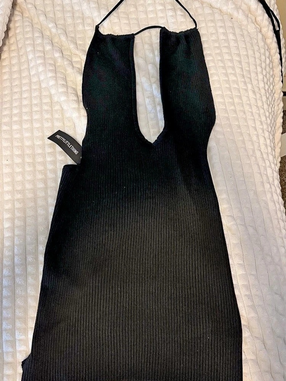 PrettyLittleThing Black Ribbed Mini Dress - Picture 2 of 3